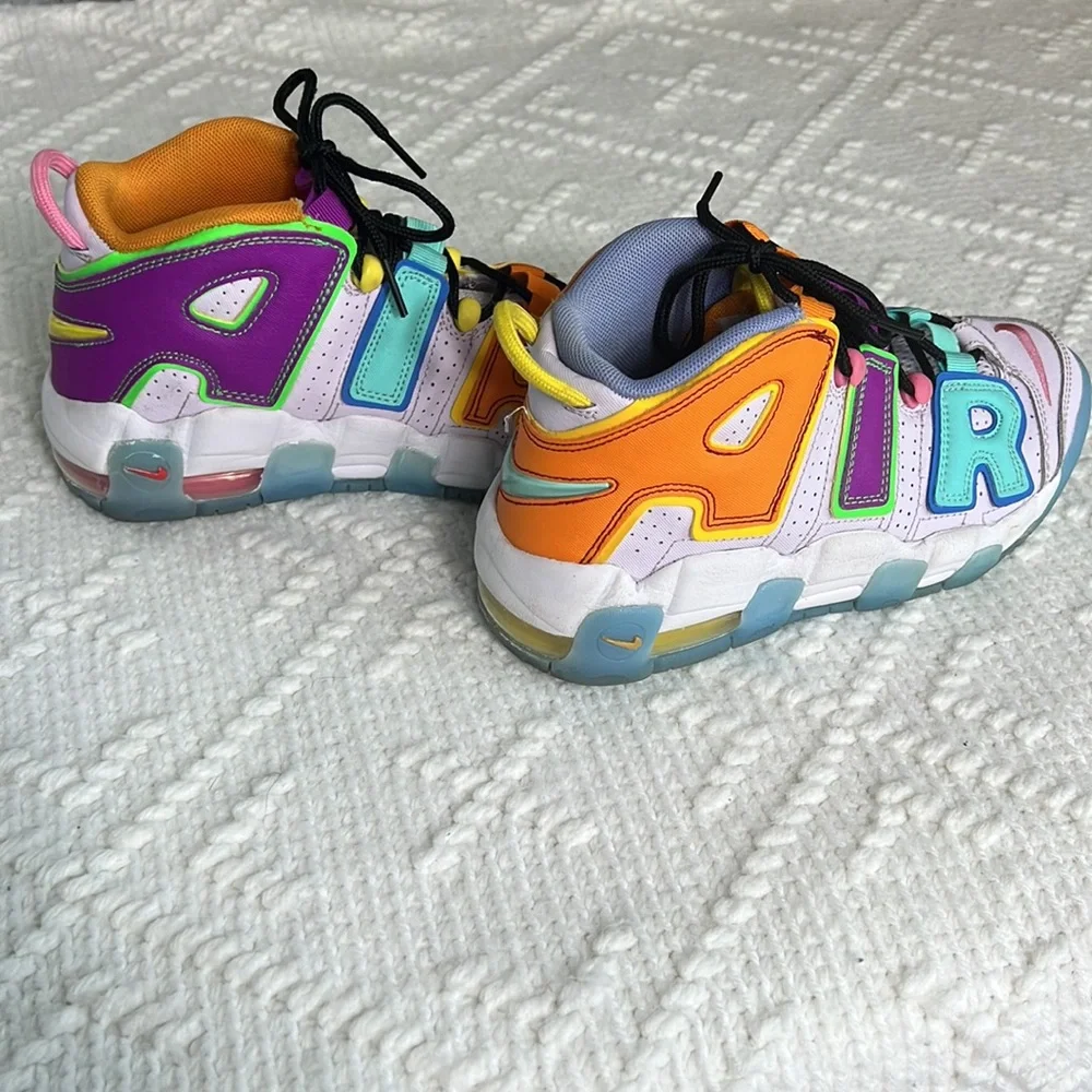 Nike Air. More uptempo multicolored sneakers 4Y